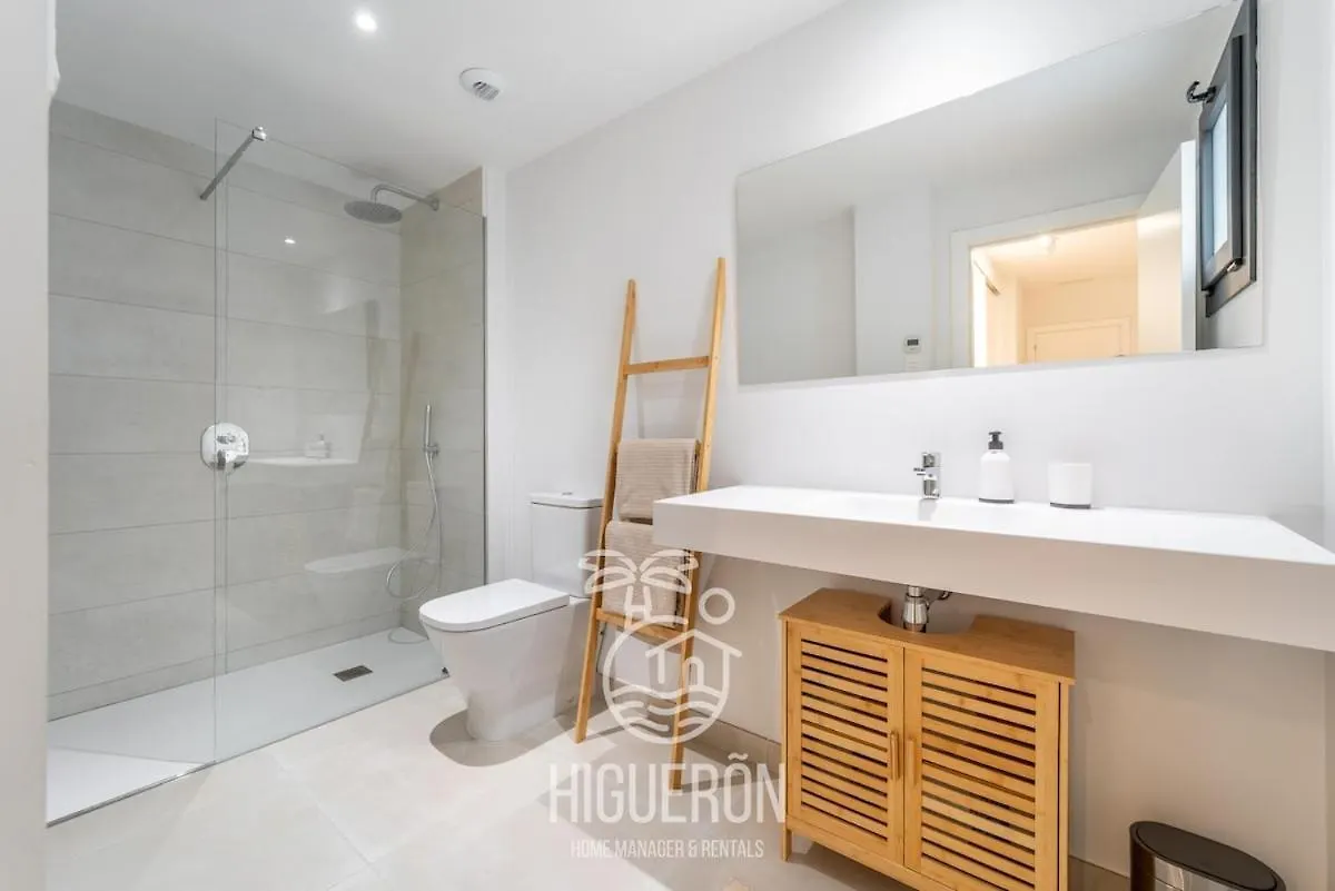 Higueronrentals Selvatic Malaga Apartment